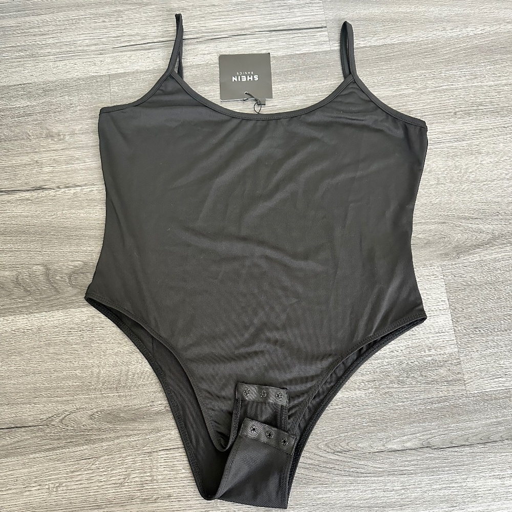 SHEIN Black Spaghetti Strap Bodysuit - Picture 4 of 8